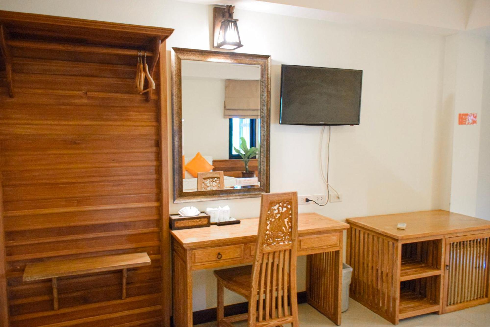 Chivapuri Trat Hotel Room photo